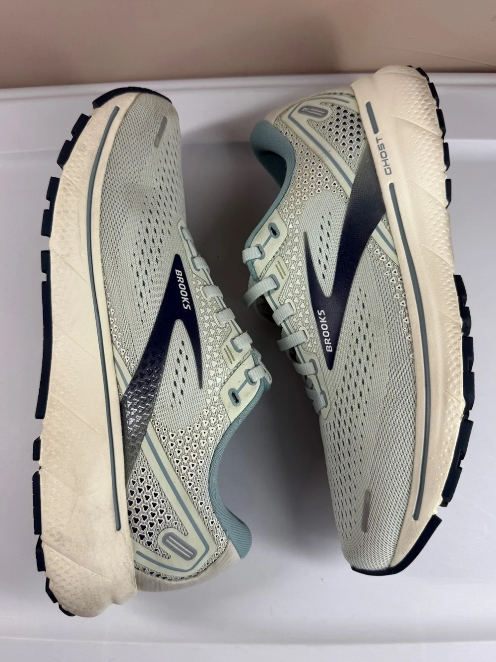 Brooks Ghost 14 Running Shoes Aqua Glass White Road Running Sneakers Women's 9